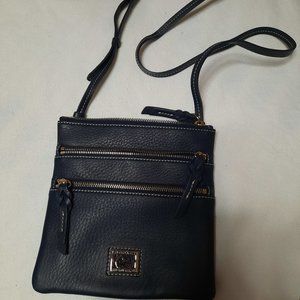 Dooney & Bourke crossbody purse